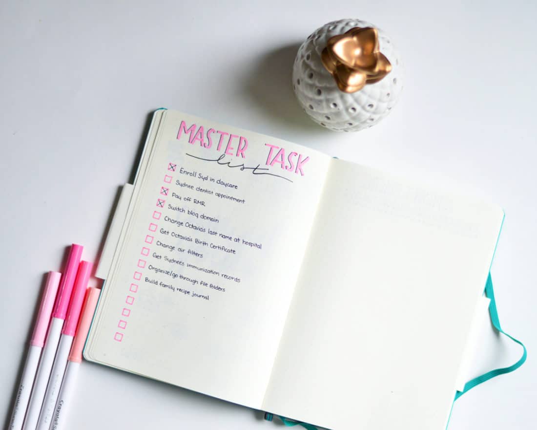 5 Essential Supplies To Start A Bullet Journal