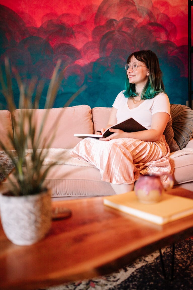 About Me - LittleCoffeeFox
